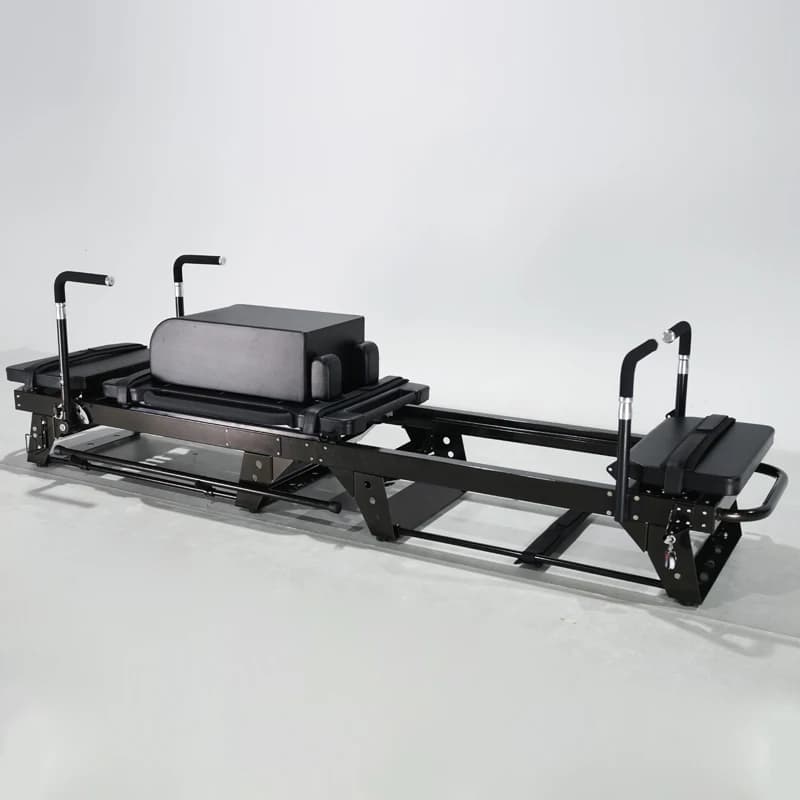 Réformateur de Pilates en aluminium noir, Machine Portable d'entraînement haut de gamme pour Studio