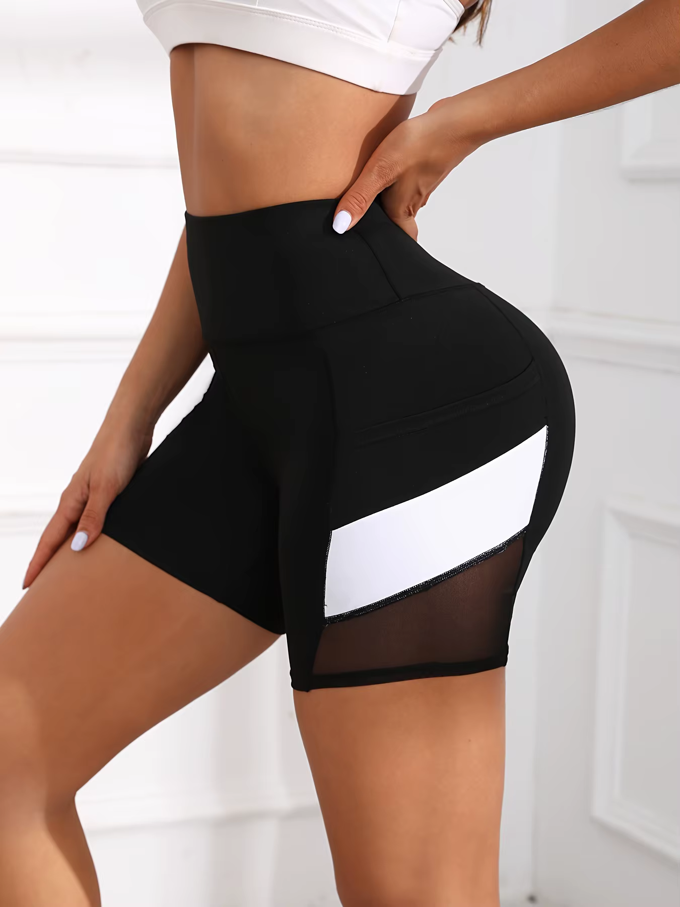 Short de yoga taille haute en maille pour femme avec poches, short d'exercice TUNITuck