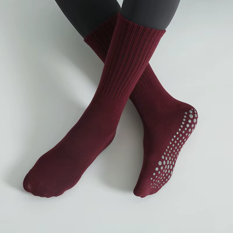 Chaussettes de Yoga professionnelles pour femmes, en coton, mi-tube, antidérapantes, en Silicone, po