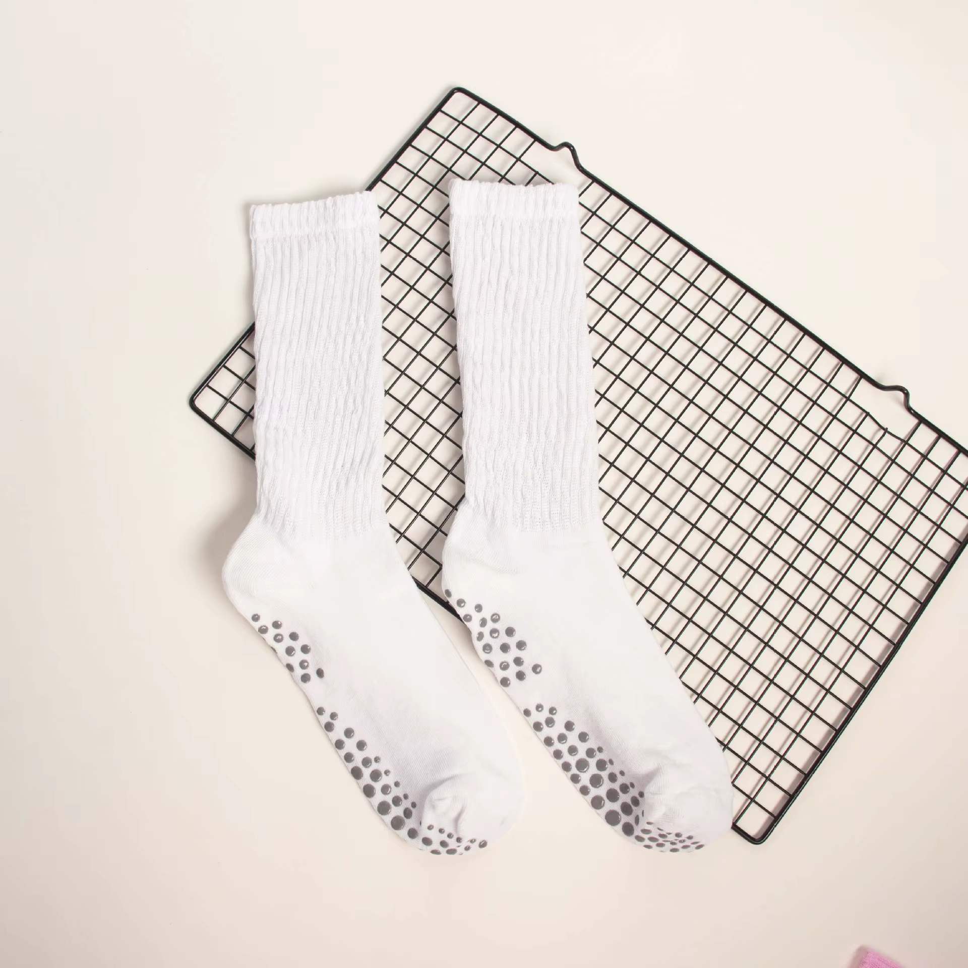 1 paire de chaussettes de sol antidérapantes en Silicone pour femmes, Pilates d'intérieur, respirant