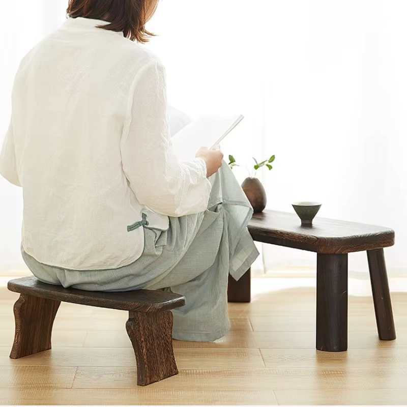 Tabouret de méditation en bois massif