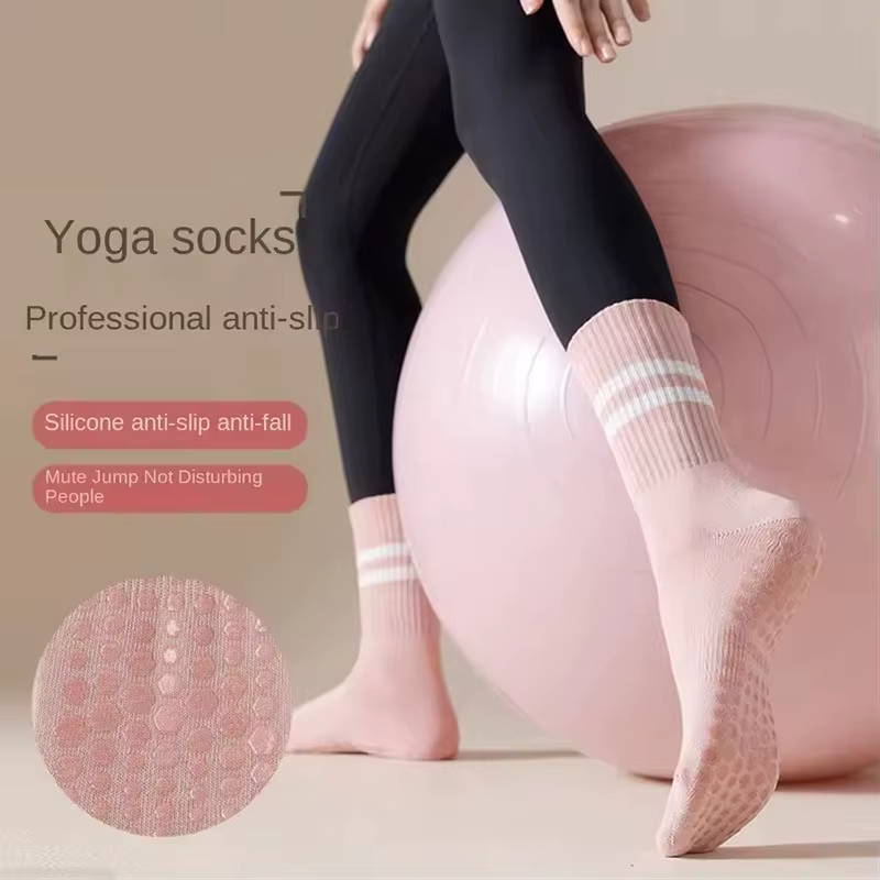 Chaussettes de Pilates antidérapantes pour femmes avec grip