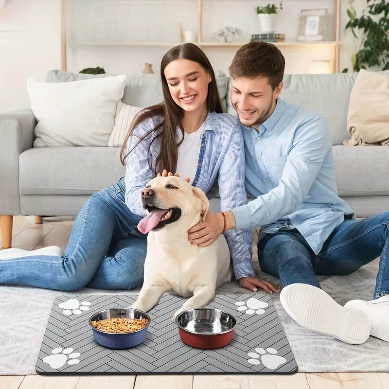 Tapis de nourriture imperméable pour chien – Plateau d'alimentation antidérapant robuste avec tailles S/M pour les mangeoires en désordre, tapis de salle à manger absorbant durable