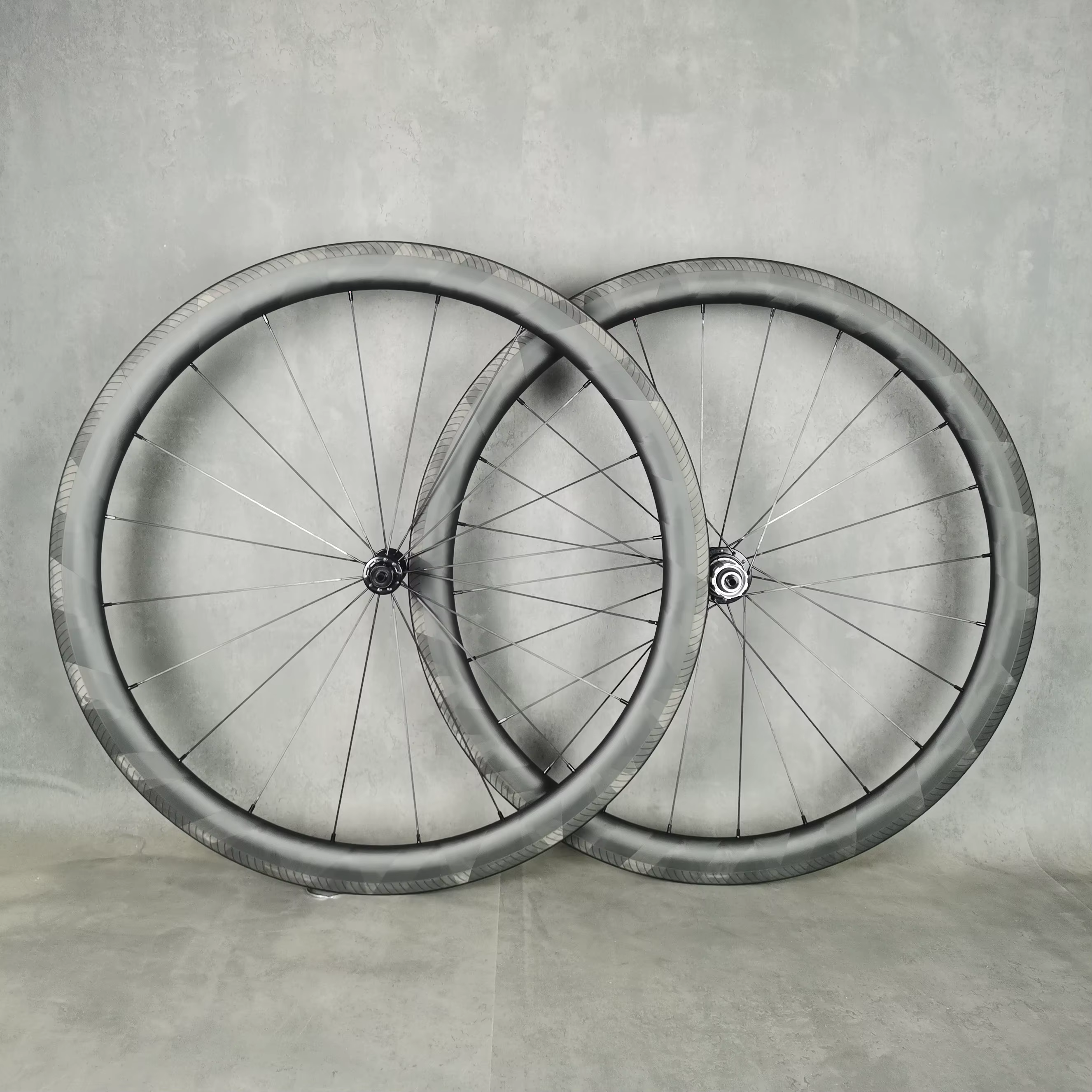 Roues en carbone 700C pour vélo de route, frein V, profondeur 45/50/60 mm, largeur 25 mm, finition mate, moyeu R13, 11-12 vitesses, logo personnalisé