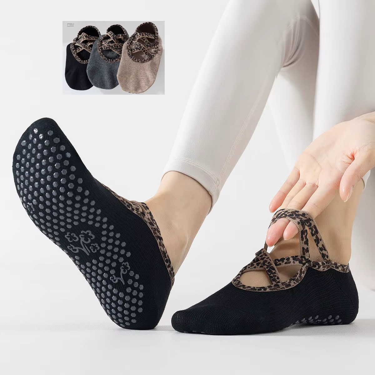 Chaussettes de yoga pour femmes en coton avec barre pivotante en silicone antidérapante pour Pilates