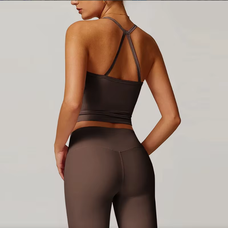 Costume de Fitness au toucher nu