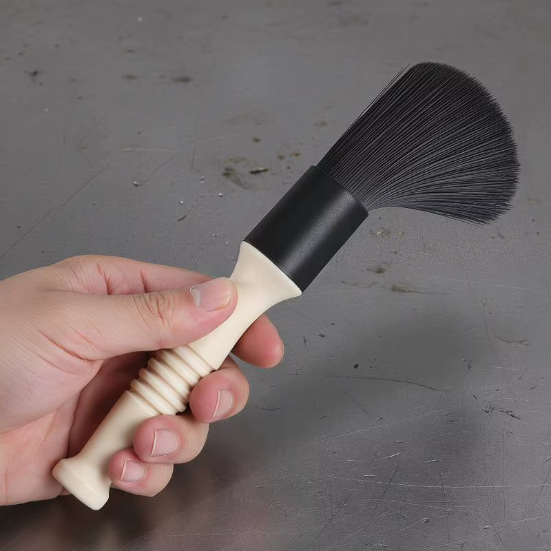 Brosse à roues de moteur, 1 pièce, poils rigides efficaces, conception polyvalente et durable, pour le nettoyage des roues de voiture, outils de nettoyage des portes de voiture