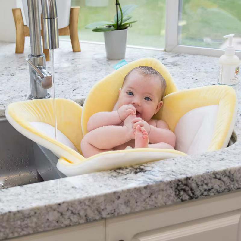 Vente chaude fleur bébé tapis de bain nouveau-né visage lavage coussin bébé baignoire confort tournesol évier siège bébé baignoire siège