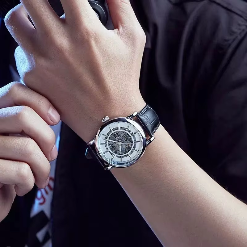 AL8891 Montre mécanique automatique squelette à cadran rond, bracelet en cuir, étanche, lumineuse, design « Life Your Wheel Helm Steering Round »
