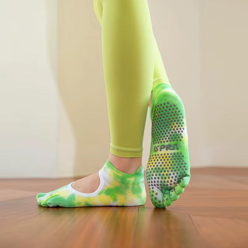 Chaussettes de yoga professionnelles en silicone pour femme