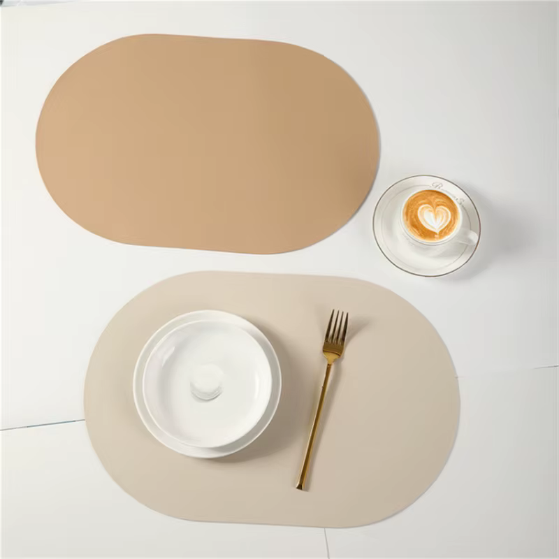Set de table ovale en cuir PU couleur unie 30x45CM, style nordique, imperméable et résistant à l'huile, pour table à manger occidentale