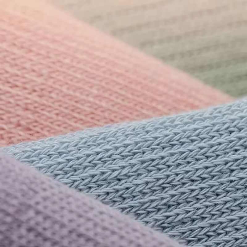 Chaussettes Pilates avec poignées pour femmes