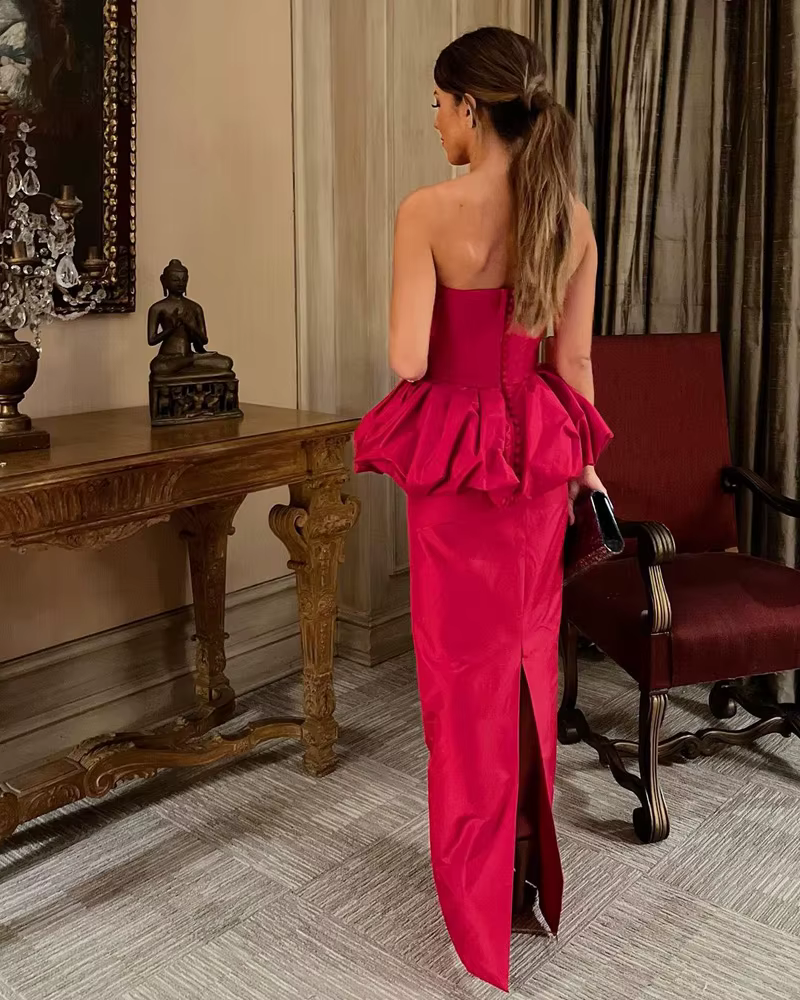 Robe de soirée droite en Satin rouge, sans bretelles, plissée, longueur au sol, robes de Banquet, dos fendu, fermeture éclair, robe formelle pour femmes, personnalisée