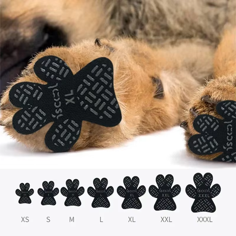 Coussinets antidérapants pour chiens, protecteurs de pattes imperméables, chaussures auto-adhésives, chaussons, chaussettes, Patch de pied de remplacement pour garder les chiens de glisser