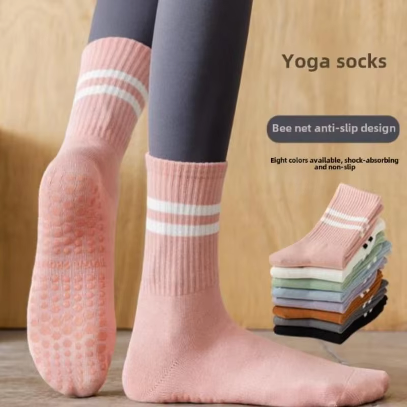 2025 nouvelles chaussettes Pilates avec poignées pour femmes