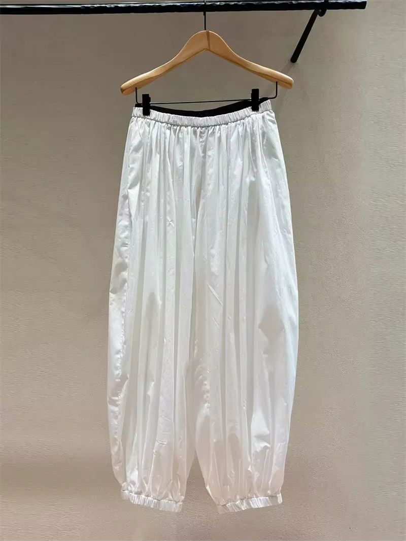 Chemise sans manches pour femme avec ourlet contrastant